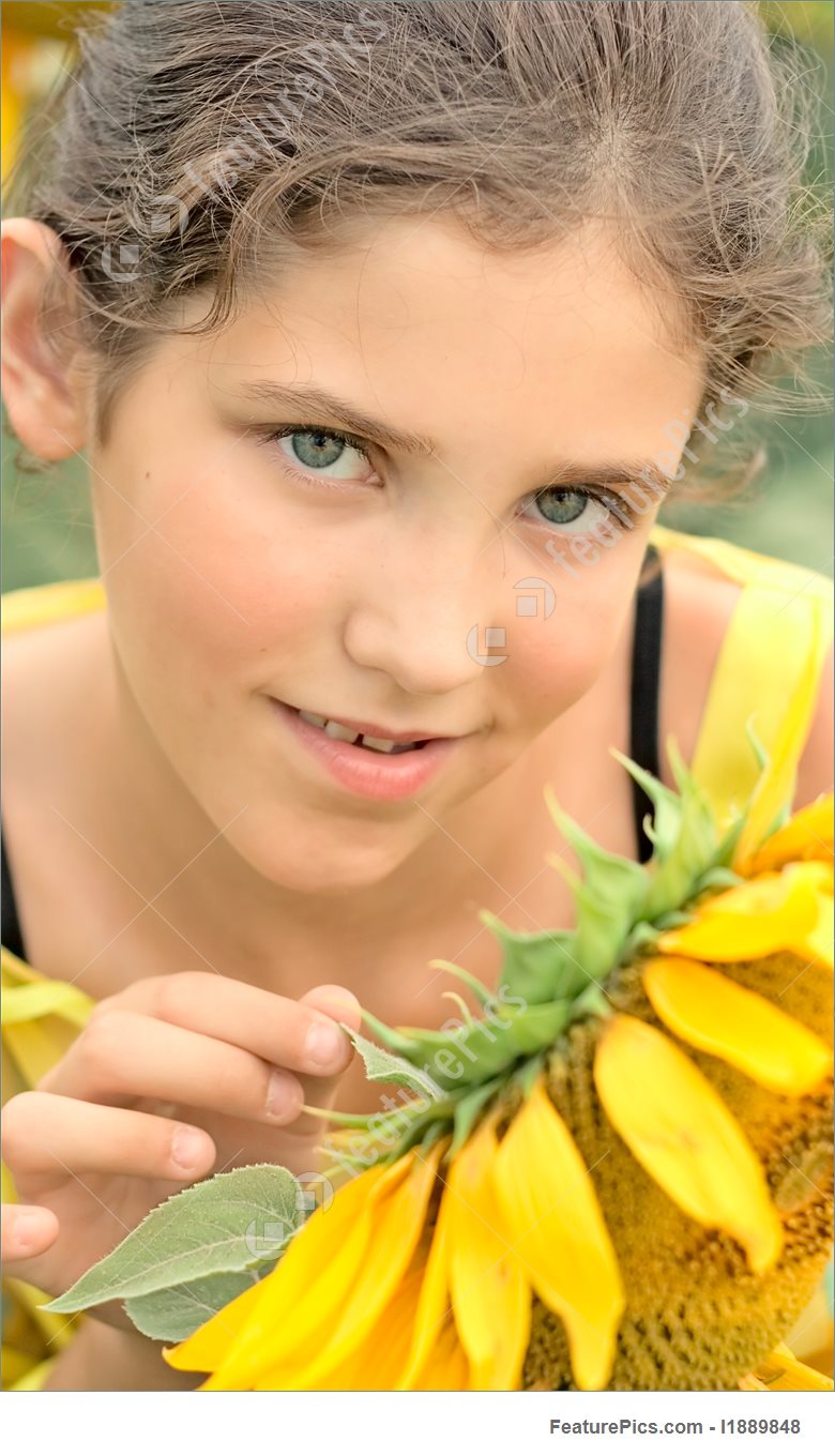 Teenies Naked