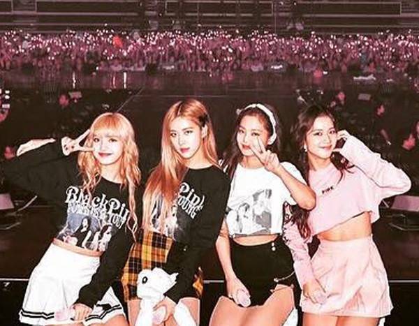 Blackpink Live